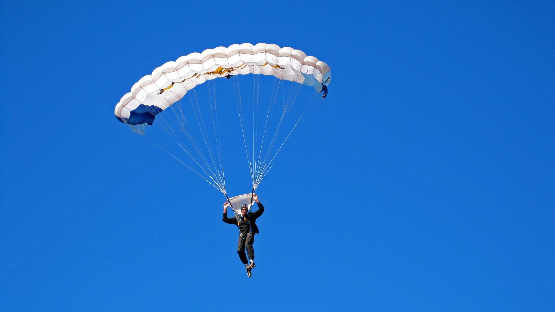 世界铁人三项系列赛罗马站 中国女队连续第六站闯入前十行列，铁人三项女子世界排名